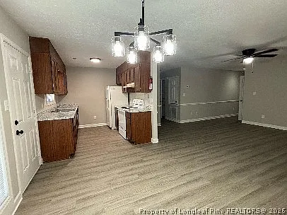 486 Sheffield Ct — Photo 5