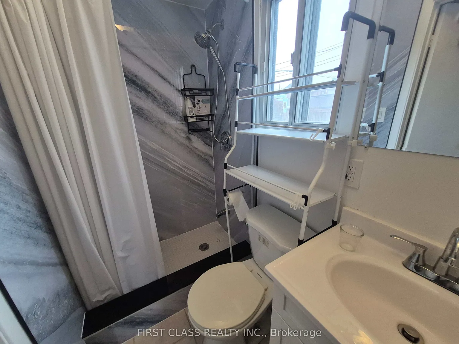 2 bed, $2,000 — Photo 3