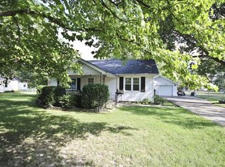 3388 E Cedar St, Decatur, IL 62521