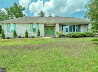 2281 Jonquil Rd, York, PA 17403
