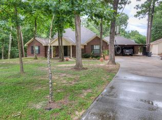 2419 Shadow Glen Ln, Spring, TX 77386