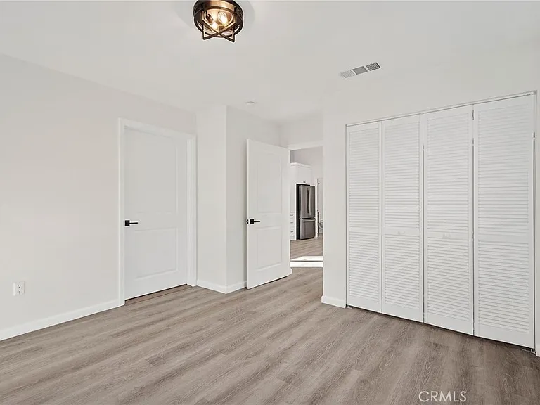 10318 Burin Ave #1/2 — Photo 5