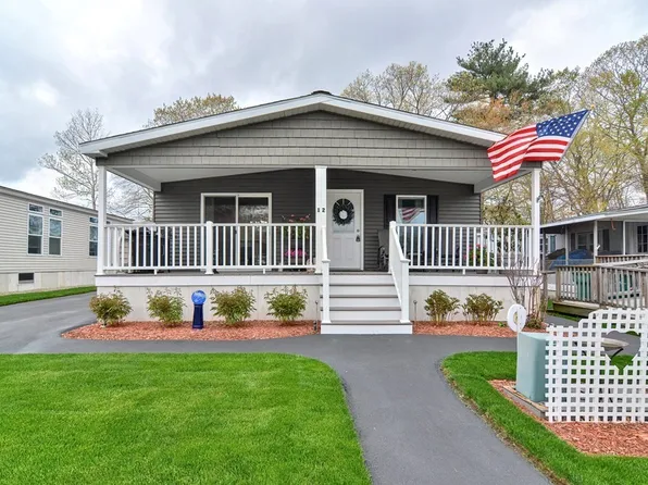 12 Tayler Ave, West Bridgewater, MA 02379