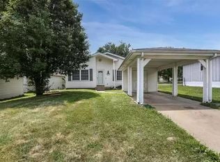 2738 Blue Heron Dr, Florissant, MO