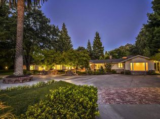 41 Amberwood Ln, Walnut Creek, CA 94598