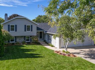 3507 N Wellington Dr, Appleton, WI 54911