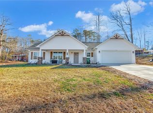 103 Tulip Dr, Walhalla, SC 29691