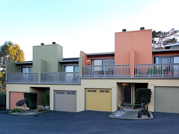 2nd image of 2426 Oriole Ln