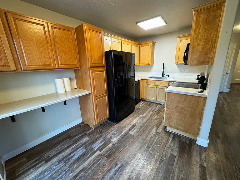 734 E Green Ridge Ave #1 — Photo 3