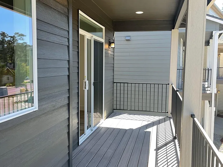 2552 Brackenfern Rd — Photo 34