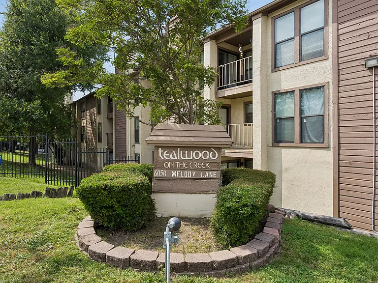 Tealwood Apartment Homes — Photo 21