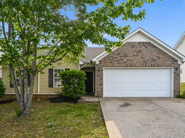 176 Howard Woody Dr, La Vergne, TN 37086