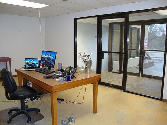 2nd image of 420 3rd St N