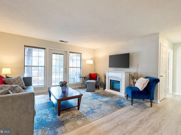 20979 Timber Ridge Ter Unit 104, Ashburn, VA 20147