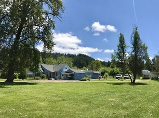 1007 Johnson Ave, Cottage Grove, OR 97424