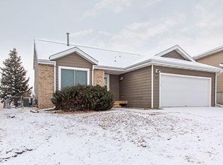 1121 Range View Cir, Rapid City, SD 57701