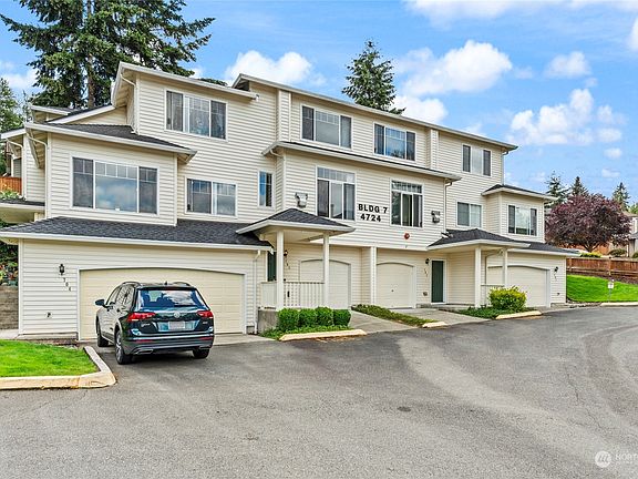 2nd image of 4724 Mill Pond Drive SE #703