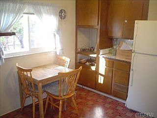 1st image of 4 Asbury Dr