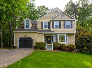 5808 Ridge Point Rd, Midlothian, VA 23112