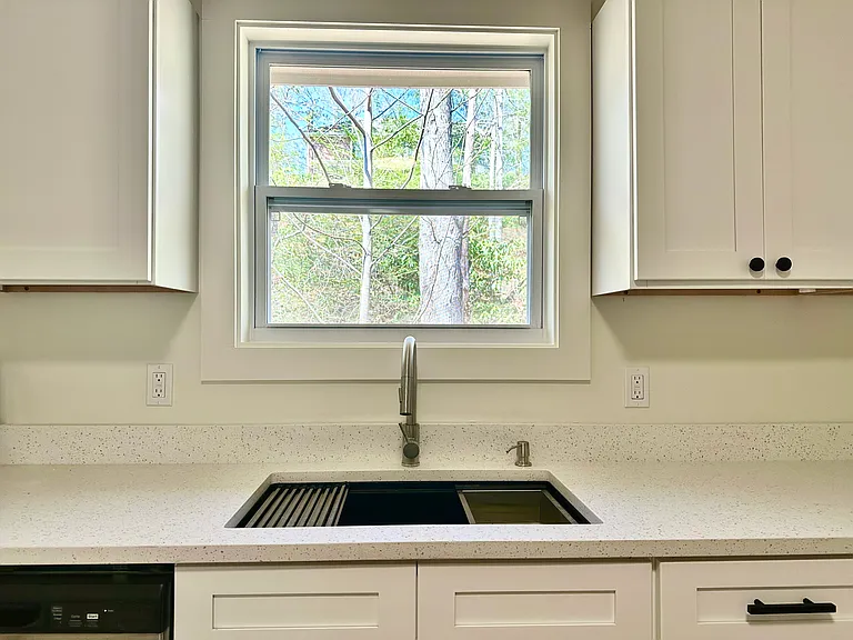 1 Moore Cir #4 — Photo 10