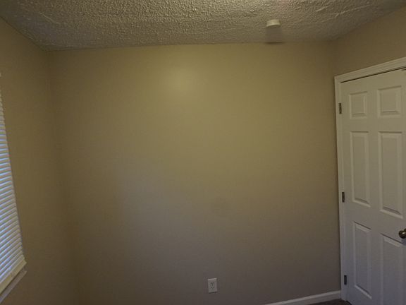 3rd image of 29555 Glenwood St