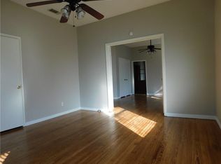 826 N Bishop Ave #4, Dallas, TX 75208