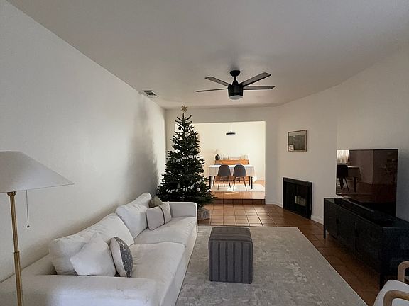 3rd image of 6936 Trovita Way