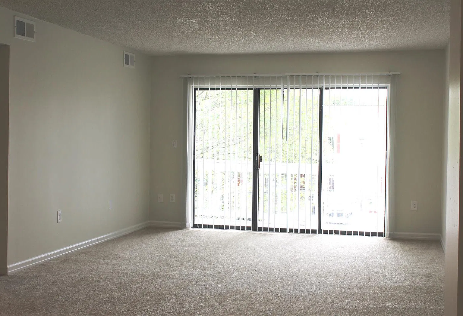 1 bed, 720 sqft, $1,995 — Photo 3