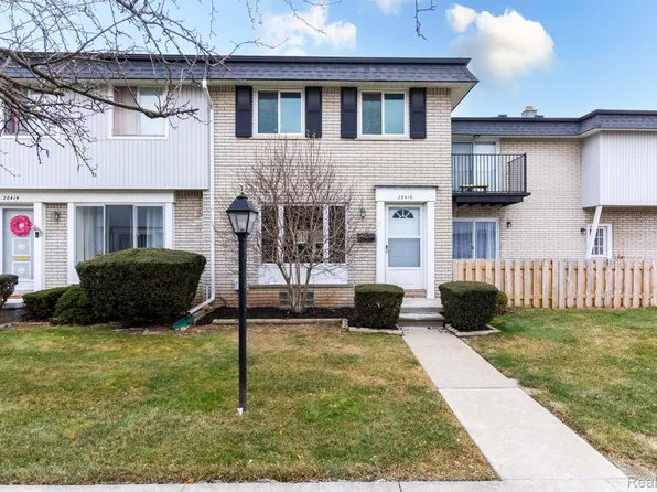 28416 Universal Dr, Warren, MI 48092