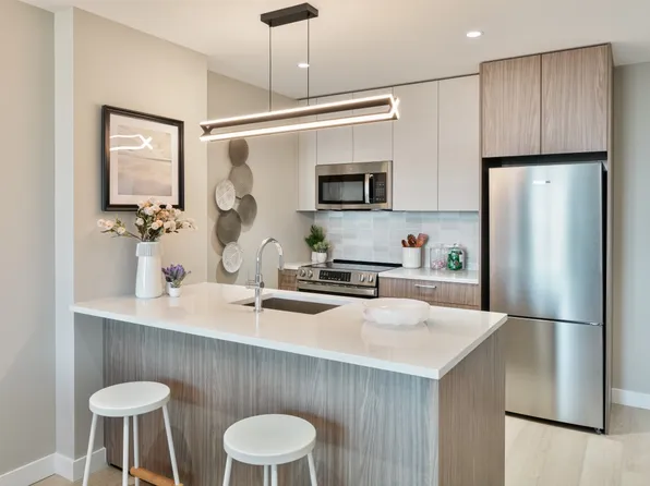 1057 Atlantic Avenue image 5 of 25