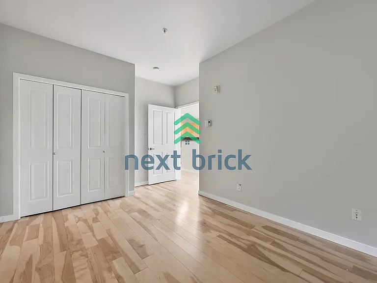 16275 NE 85th St #107 — Photo 11