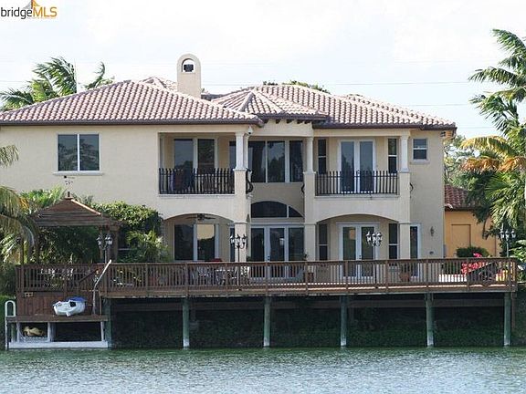 3rd image of 22649 Country View Ct