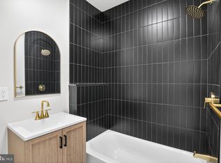 328 Line St, Camden, NJ 08103