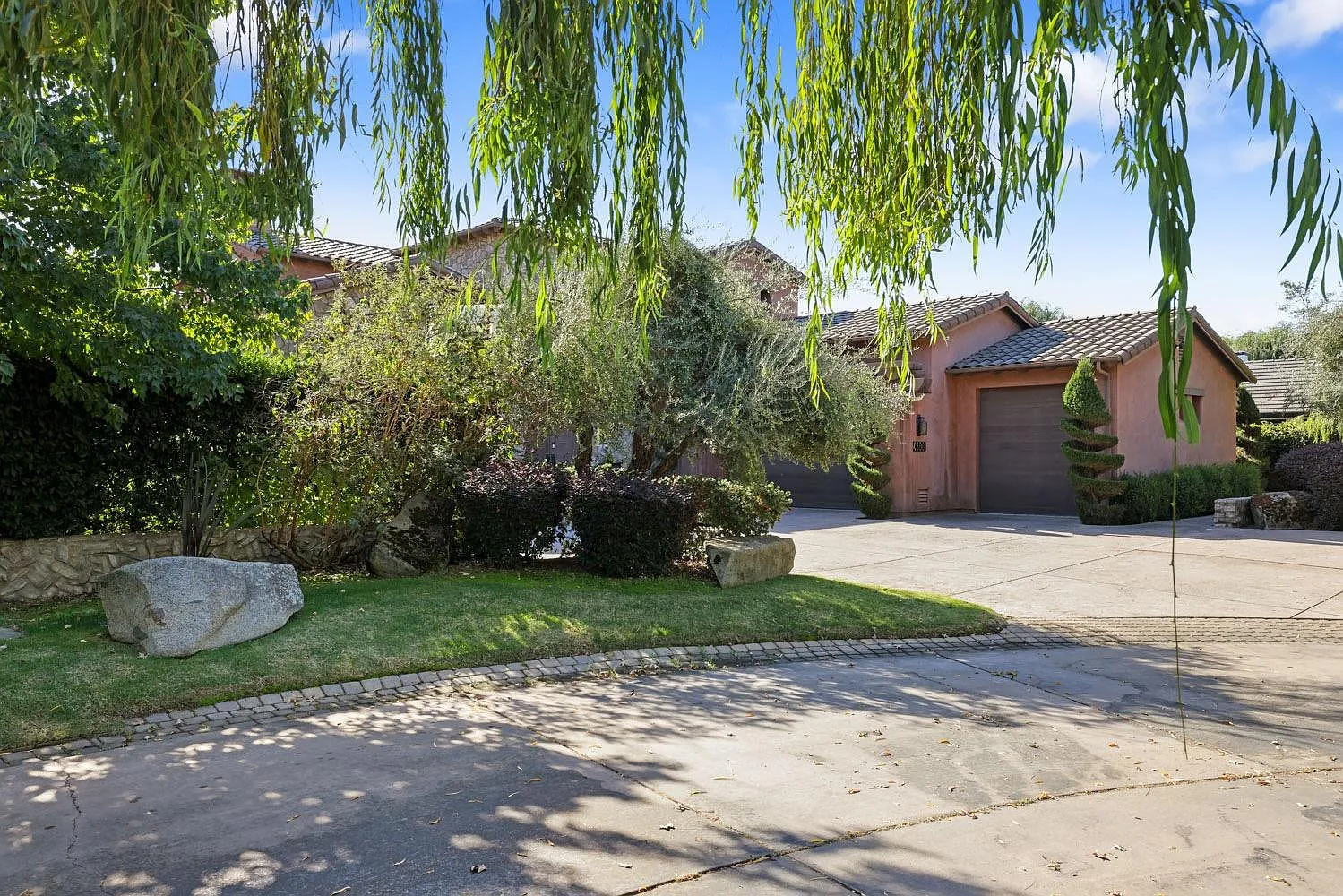 4808 Trails Ct photo 1