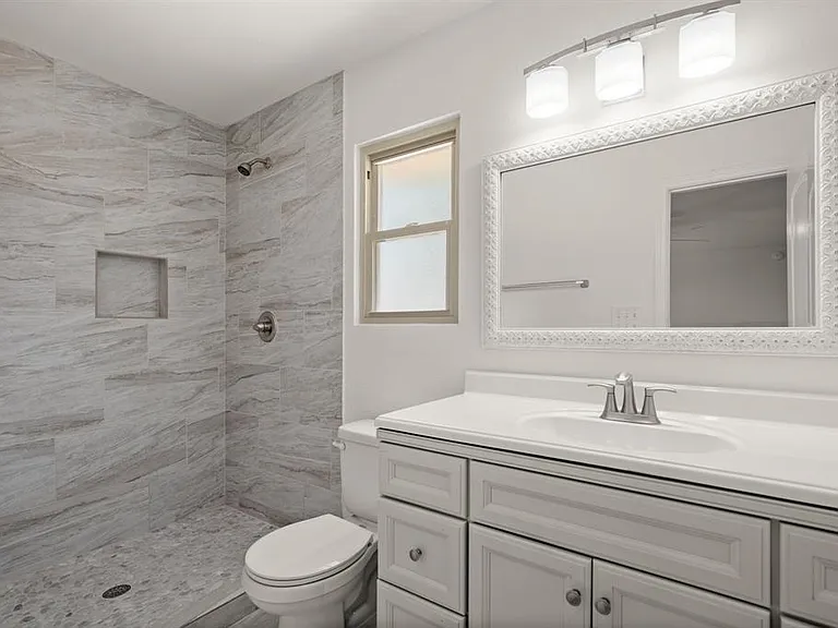 15302 Spring Hill Ln #A — Photo 12