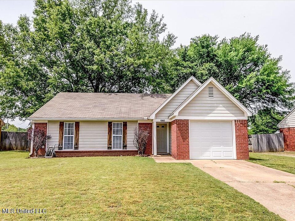 1st image of 4194 Blackstone Dr