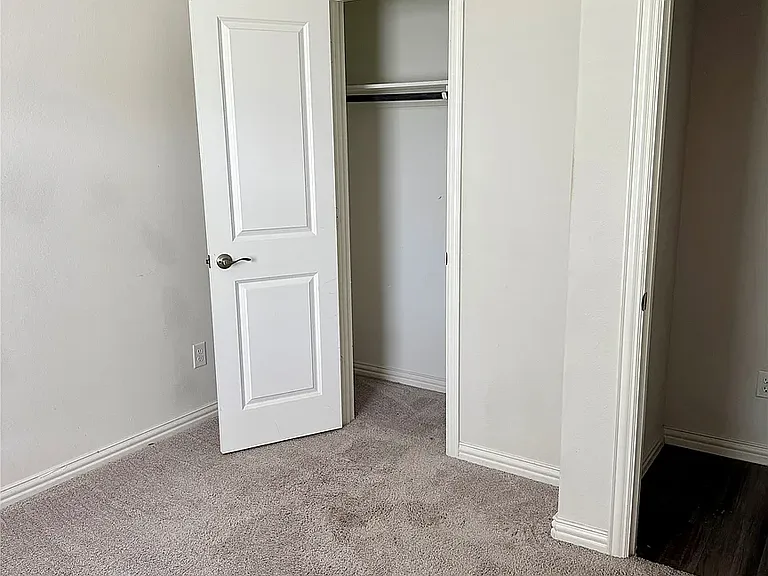 1124 Blue Ridge Pl — Photo 13
