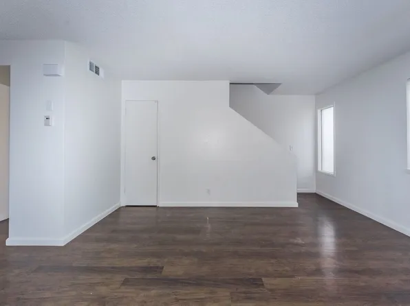 1020 W Atkins Ave, Ridgecrest, CA