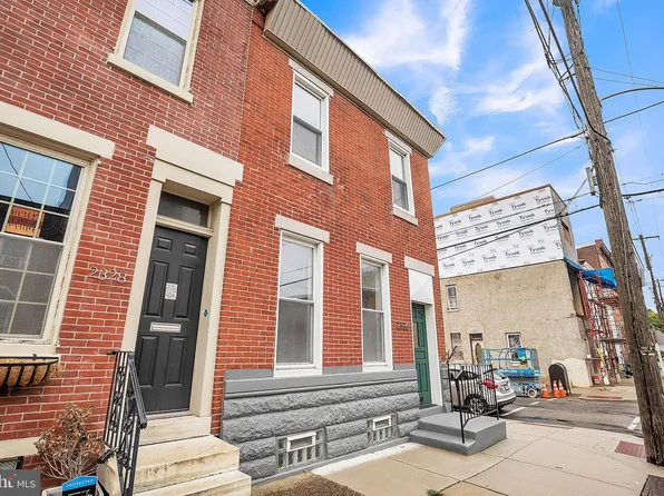 2326 E Dauphin St, Philadelphia, PA 19125