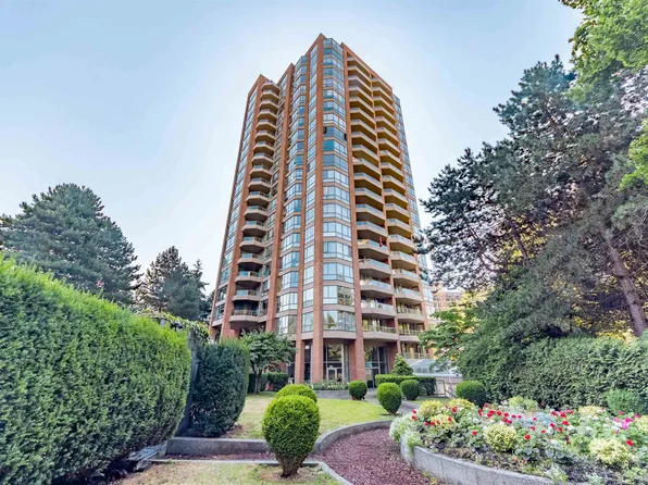 4350 Beresford St #201, Burnaby, BC V5H 4K9