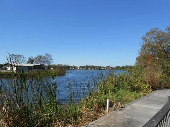 2nd image of 1205 Watersedge Dr