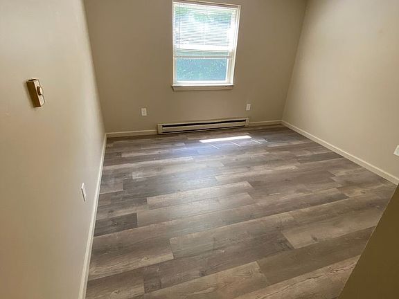 4th image of 2901 Lawnridge Ct APT F