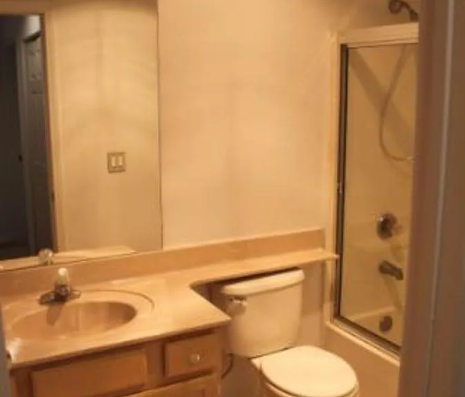 1131 Campbell St #211 — Photo 11