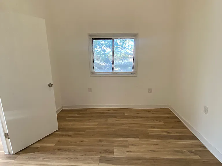 2717 Slevin St #1-A — Photo 2