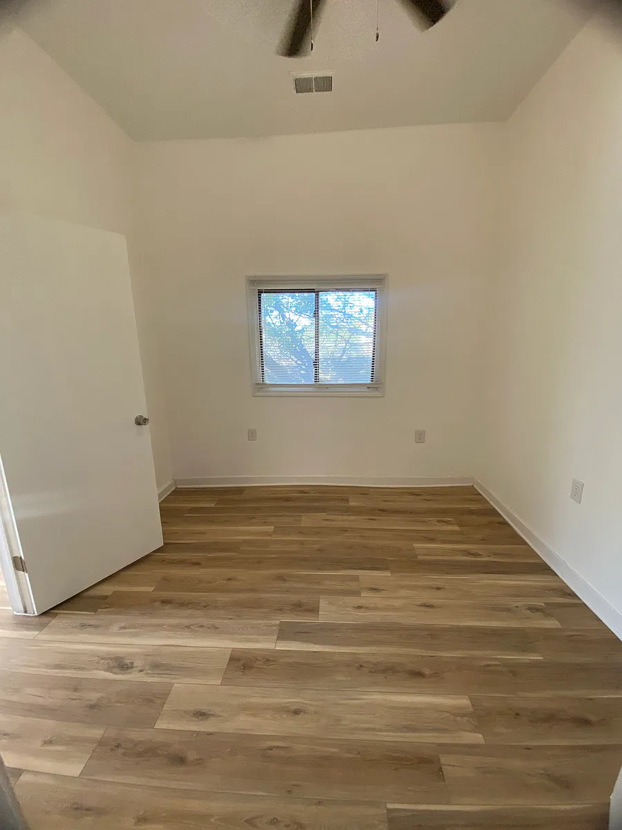 Building Photo - 2717 Slevin St #1-A