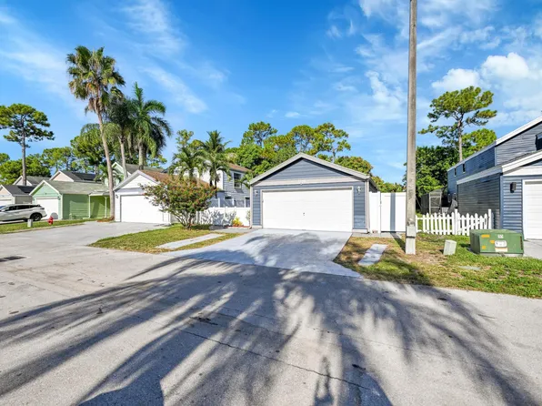 1325 Strawberry Lane, West Palm Beach, FL 33415