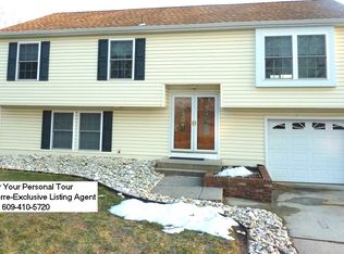 3 Fox Chase Rd, Marlton, NJ 08053