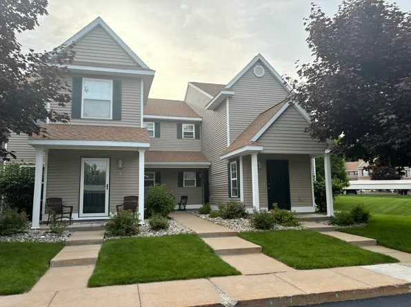 13553 Stover Ct APT 1, Charlevoix, MI 49720