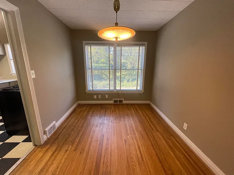1170 Castlevale Dr #2 — Photo 8