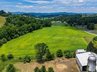 1748 Moffett Branch Rd, Churchville, VA 24421